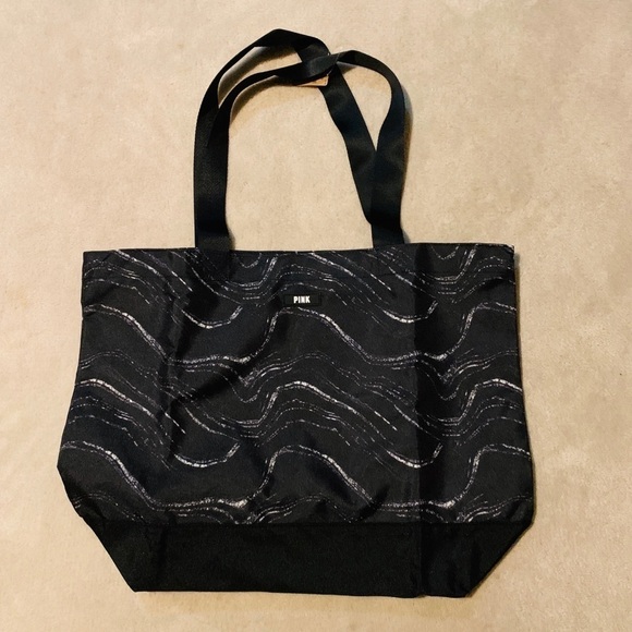 Nwt VICTORIA'S SECRET Weekender Tote - Picture 2 of 9